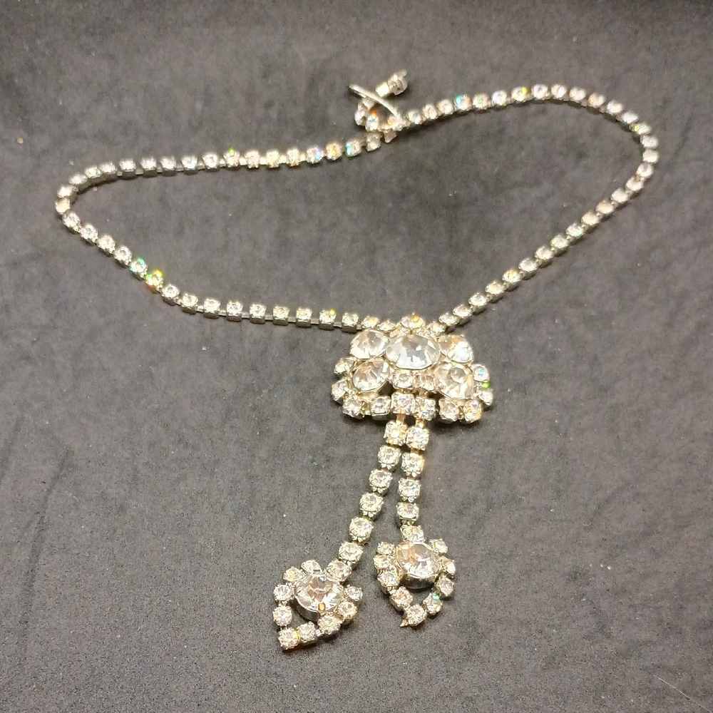 Elegant Silver Crystal Necklace